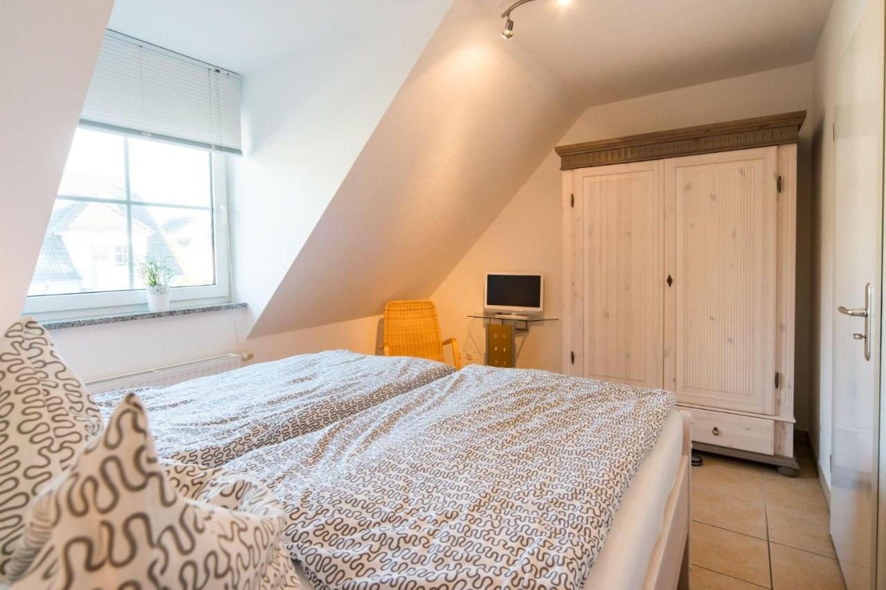 Neue Reihe Villa Zingst Bagian luar foto